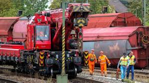 Juli 2020 „nach zwei tödlichen zugunglücken innerhalb einer woche ist in tschechien eine debatte über die sicherheit des schienenverkehrs entbrannt. gmx. Zugungluck Aktuelle Themen Nachrichten Bilder Stuttgarter Nachrichten
