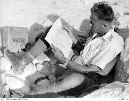 WESTERN DESERT, EGYPT. 1942-10-27. RAY WHITING OF THE 9TH AUSTRALIAN  DIVISION CAMOUFLAGE TRAINING ...