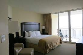 Book the 2 bedroom suite oceanfront 1 king bed 1 full bed at hilton bentley miami/south beach for up to 4 guests. Master Bedroom Of 2 Bedroom Suite Picture Of Doubletree Resort Spa By Hilton Hotel Ocean Point North Miami Beach Tripadvisor