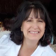 Lori Beckstrom's Instagram, Twitter & Facebook