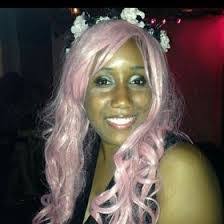 Louisa Wallace's Instagram, Twitter & Facebook