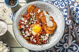 Huevos Rancheros Mexikanisches Eiergericht Rezept Hellofresh Vegetarisches Essen Lebensmittel Essen Susskartoffelscheiben