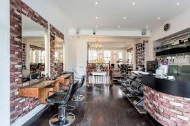 We've got the lowdown on the latest covid guidelines. Top 20 Hairdressers And Hair Salons Near Clerkenwell London Treatwell
