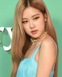 Pin De Ssaethalae Em Bllɔkpiik Jennie Feminino Blackpink