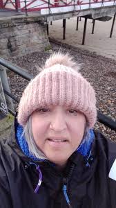 Below is a link to the funeral home that is handling CARL LEE's burial  arrangements. You may leave a message for his family here also. The  obituary has not posted yet Graveside