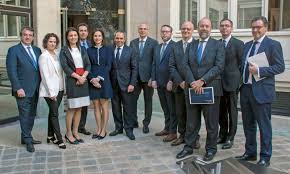 Meet the challenges faced by society today, seize new. Le Private Equity Recele Des Pepites Bilan