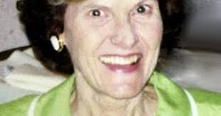 Eve Everett's Instagram, Twitter & Facebook