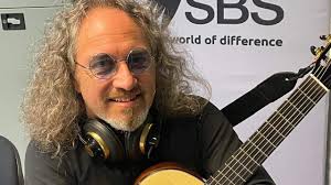 Marco Fields: “Vivir a caballo entre dos países me hace mejor chileno y  mejor músico”