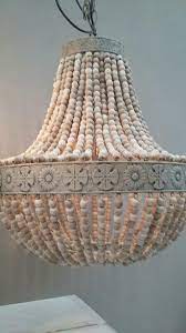 kroonluchter met houten kralen diy chandelier beaded lamps beaded chandelier