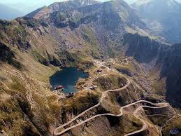 Transfagarasanul va fi deschis pana in ultima zi a lunii octombrie. TransfÄƒgÄƒrÄƒÈ™anul La Fel De Aglomerat Ca Pe Dn1 Am Abandonat MaÈ™ina È™i Am Luat O Pe Jos