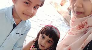 Abdul Varis Musliyarakath Thalavanna përditësoi fotografinë e kopertinës.