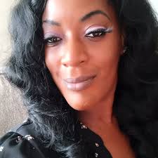 Michelle Sheard's Instagram, Twitter & Facebook