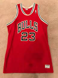 At the center of the tongue of the shoe is an orange box with the adidas logo in black at center. Michael Jordan Rare Macgregor Sand Knit 23 Chicago Bulls Red Jersey Size Xl Ebay