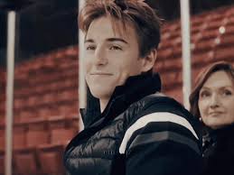 Justin Davies Stinky