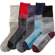 Smartwool Popcorn Cable Socks Look Cozily Classic But Their Performance Is Totally High Tech Their Wool On Wool Technology Absorbs Socks Smartwool Crew Socks