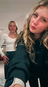 colleen klein (@collsk)