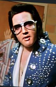 Elvis always was the life of the party, great humor. 🎼🎸❤️🙋‍♂️