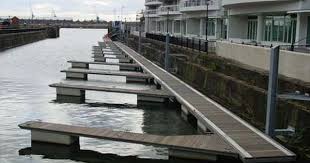 ponton flottant d amarrage pour marina system 21 walcon marine ponton flottant ponton flottant
