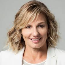 Sharon Hubbard, Ottawa, KS Real Estate Broker Owner