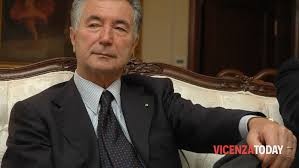 La banca popolare di vicenza è una banca che ha sede, per l'appunto, a vicenza.fondata nel 1866, fu la prima banca della città berica e prima banca popolare di tutto il veneto.attualmente è controllata, come la veneto banca, dal fondo atlante che detiene il 99,33% dell'intero capitale sociale. Banca Popolare Di Vicenza Decisi I Dividendi