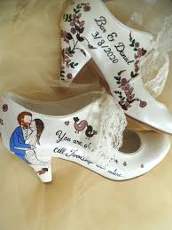 Custom Wedding Shoes For Bride Ivory Low Heel Etsy In 2020 Custom Wedding Shoes Bride Shoes Bridal Shoes Low Heel