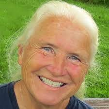 Mallorie Dill's Instagram, Twitter & Facebook