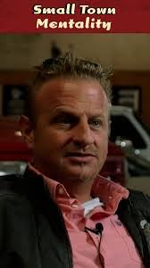 Chris Pollan's Instagram, Twitter & Facebook