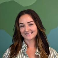 Sarah Quirk's Instagram, Twitter & Facebook