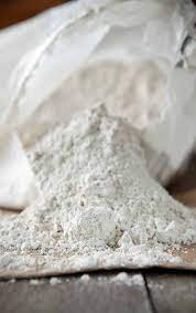 Once the insects have come in contact when thinking of how to get rid of certain pests around your house or garden, or just of preventing certain insects from gathering near your property. How To Use Diatomaceous Earth For Pest Control Gardener S Path