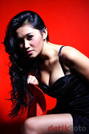 Ririn setyarini seksi foto asian models gallery. Ririn Setyarini Sempat Minder Karena Memiliki Payudara Besar Indoforum