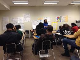 Education Specialist Oshea Vega And Her Students At Douglass High School High School Education School