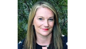 Tanya Bowes's Instagram, Twitter & Facebook