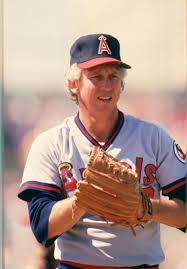 Sutton immediately found himself in a rotation with koufax, don drysdale and claude osteen as the fourth starter. Don Sutton Complete Information Wiki Photos Videos