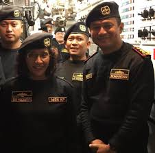 Последние твиты от korps hiu kencana (@hiukencana). Wv L3qfl 8onjm