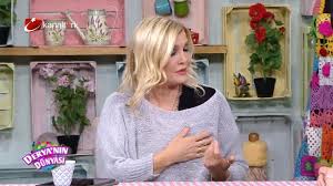 Yazlik Orgu Bluz Yapilisi Videolu Anlatim Derya Baykal Summer Blouses Blouse Models Knitting