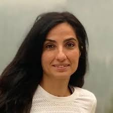 Lindsay Hadley's Instagram, Twitter & Facebook