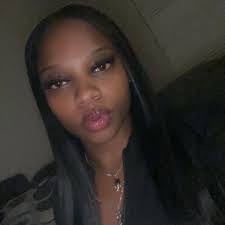 Sophia Givens's Instagram, Twitter & Facebook