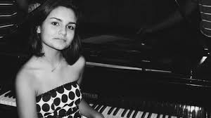 El día a día de leonor transcurrirá en un lugar mágico, en un castillo del siglo xii, situado en la costa del sur de gales, cerca de las ciudades de bridgend y cardiff.el uwc atlantic college. Estudante De Campos E Selecionada Para Estudar Na Italia Durante Dois Anos Clique Diario