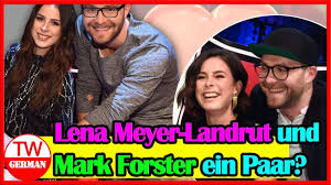Nun hießen die beiden künstler ihr erstes gemeinsames baby willkommen. Lena Meyer Landrut Und Mark Forster Ein Paar Plotzlich Erscheinen Fotos In Neuem Licht Youtube