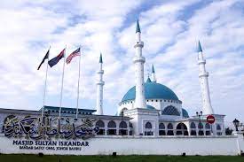 Rezervasyondan sonra telefon numarası ve adresi de dahil olmak üzere tesise ait tüm bilgiler rezervasyon onayınızda ve hesabınızda sunulmaktadır. Masjid Sultan Iskandar Catat Sejarah Masjid Pelancongan Pertama Di Malaysia Semasa Mstar