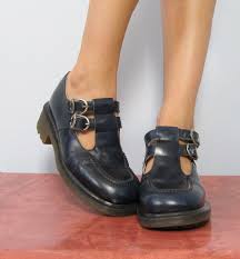 Black And White Doc Martens Mary Jane I Had These Doc Martins When I Was 17 In 1995 Just Seeing A Pic Of Then Brings Back Such Fun And Funny Memories Jill Colley Boots Shoes Leather Mary Janes