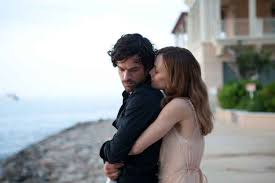 17 Feel Good French Films You Should Definitely Stream On Netflix French Films French Movies Heartbreakers Movie