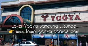 Seperti kita tahu, bandung merupakan wilayah yang memiliki daya tarik tersendiri bagi mahasiswa. Lowongan Kerja Yogya Group Bandung 2021