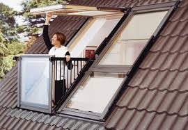Ada desain pagar modern dan minimalis terbaru, gambar balkon, pagar tembok, balkon dalam rumah minimalis, desain balkon dalam ruangan, model desain balkon rumah mewah 1. Wow Keren Jendela Ini Dapat Berfungsi Menjadi Balkon Dalam Sekejap