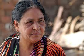 Champa Devi's Instagram, Twitter & Facebook