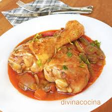 Posteriormente se agrega el pollo cortado en. Pollo En Caldereta Guisado Receta De Divina Cocina