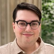 Alexandra Herron's Instagram, Twitter & Facebook