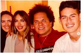 Shannon de lima is on the ropes — but footie ace lover james rodriguez's season with everton is going better. Take A Walk Down Memory Lane Shannon De Lima And James Rodriguez S Love Story Photo 1
