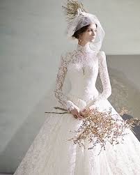 This Timeless Vintage Inspired Laced Wedding Dress From Eileen Couture Is Beyond Incredible Weddingdr Classic Wedding Dress White Wedding Dresses Bride Dress