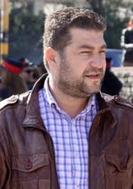 Διετέλεσε πρόεδρος της εκτελεστικής επιτροπής της αδεδυ 11 χρόνια. Epistrefei Ws Proedros Sto Nt Ths Adedy O Mpamphs Eystratioy Empros